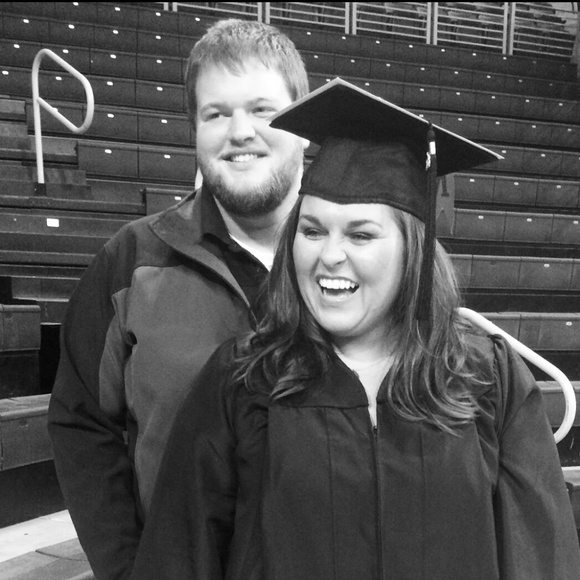 Meet your Posher, Gabby - Picture 2 of 8